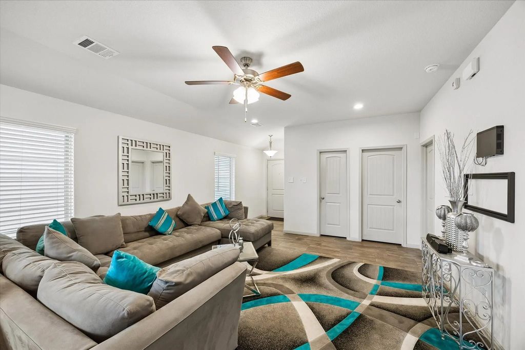 7931 Tuscan Cypress Drive, Cypress
