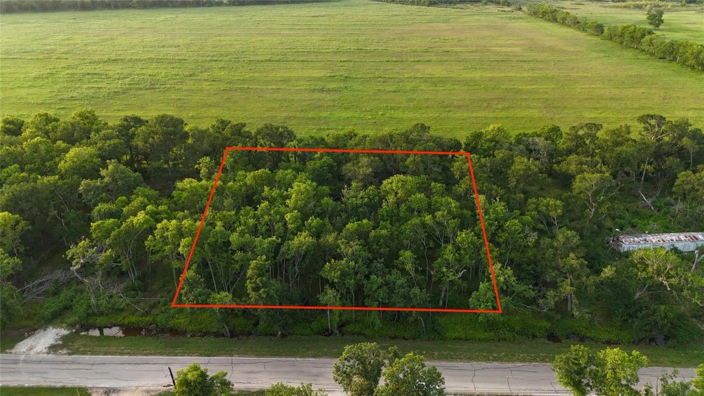 Brazos Avenue, Rosharon