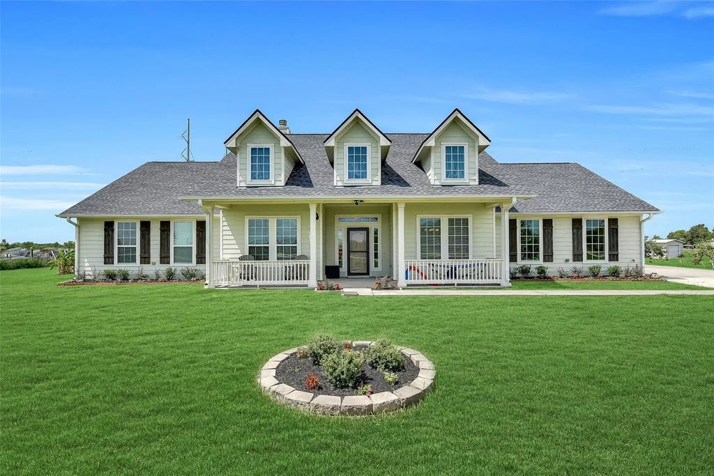 7829 N Humble Camp Road, Texas City