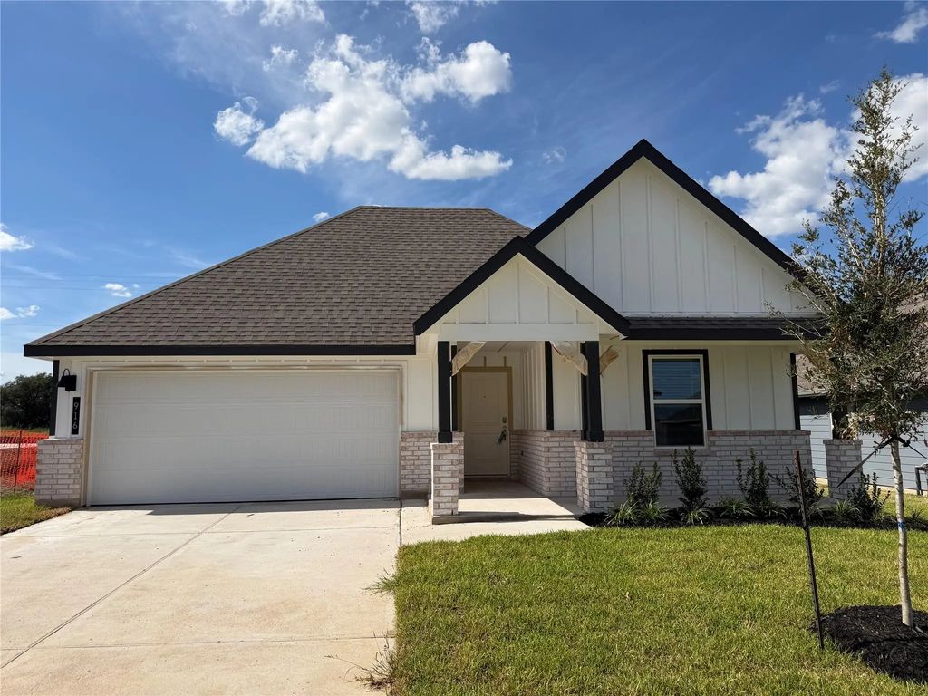 916 Legrand Street, Brenham