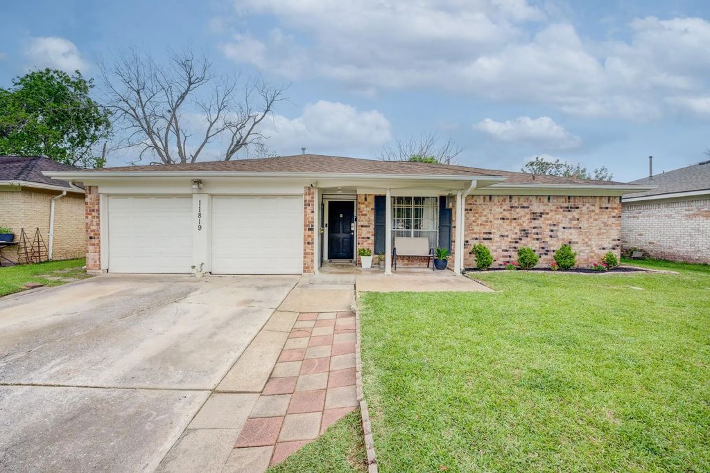 11819 S Nottingham Circle, Houston