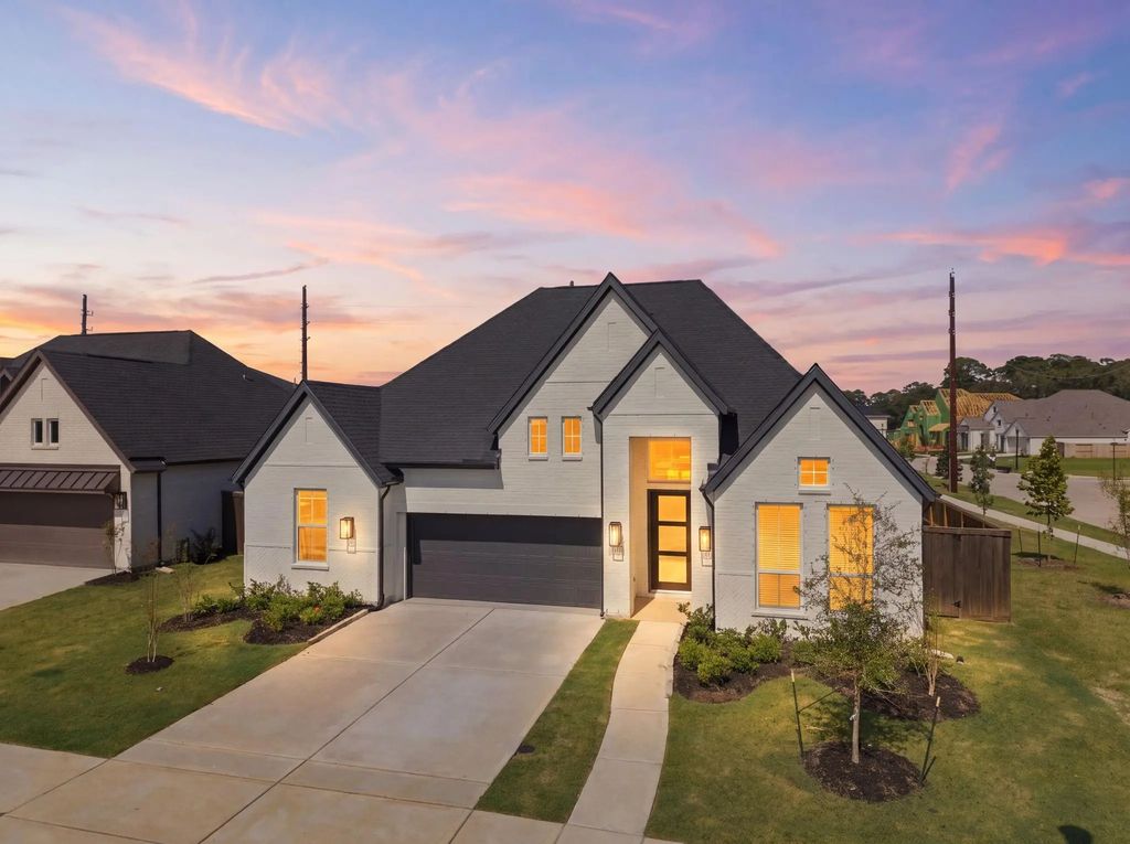 12202 Denham Drive, Mont Belvieu