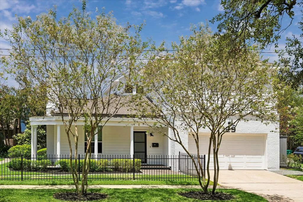 129 E 13th Street, Houston