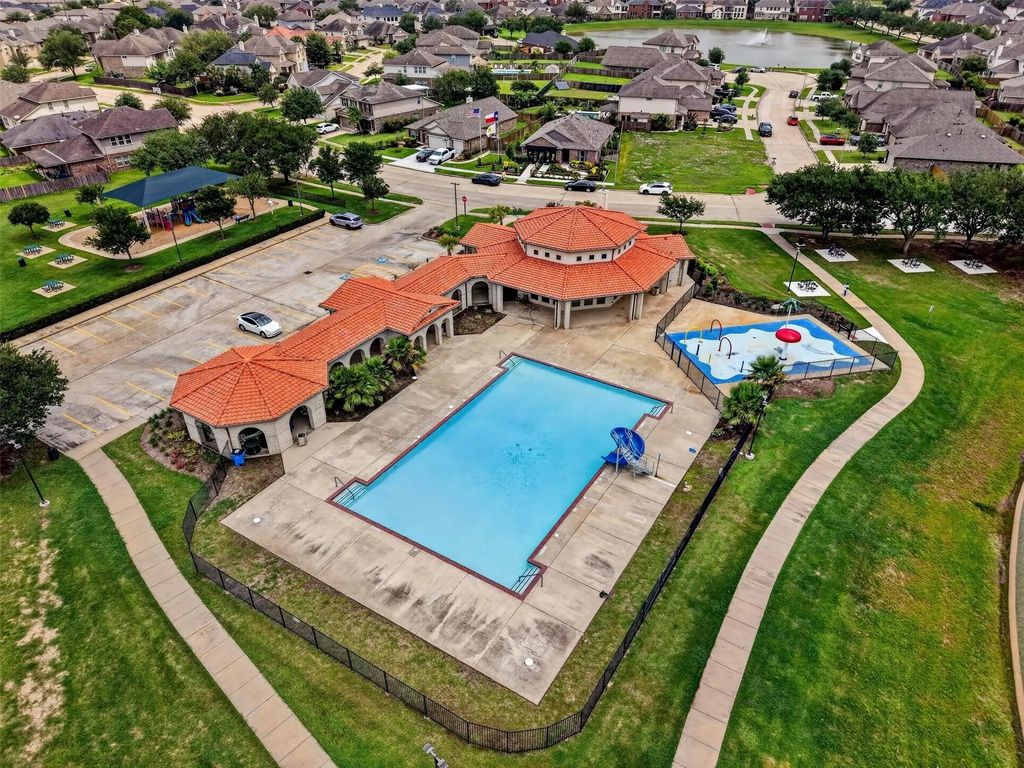 34 San Simeon Drive, Manvel