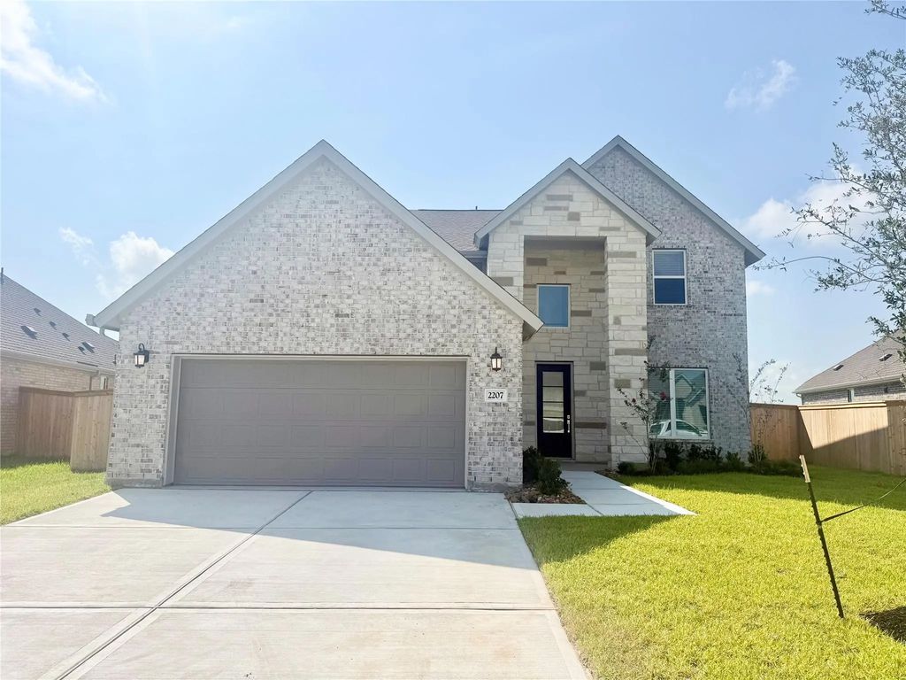 2207 Pacific Current Way, League City