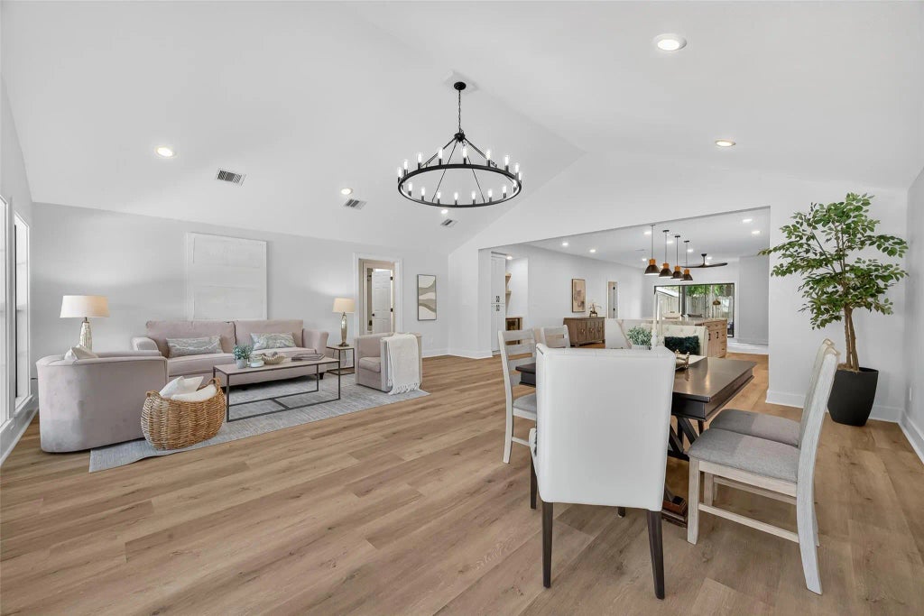 906 Eleanor Street, Houston