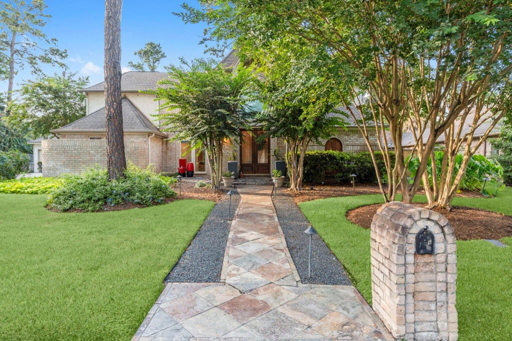 16246 Salmon Lane, Spring