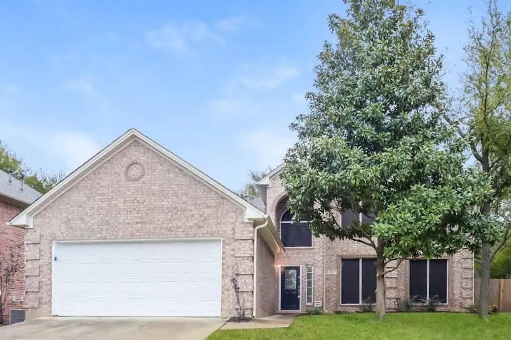 6517 Forest Park, Arlington