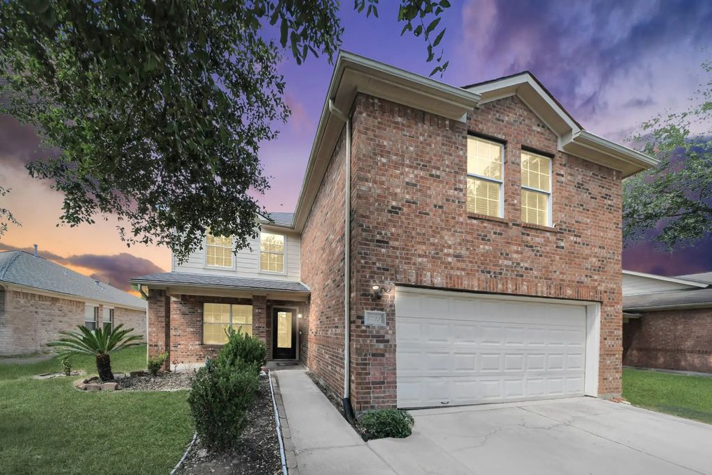 6723 Stonecross Creek Lane, Katy