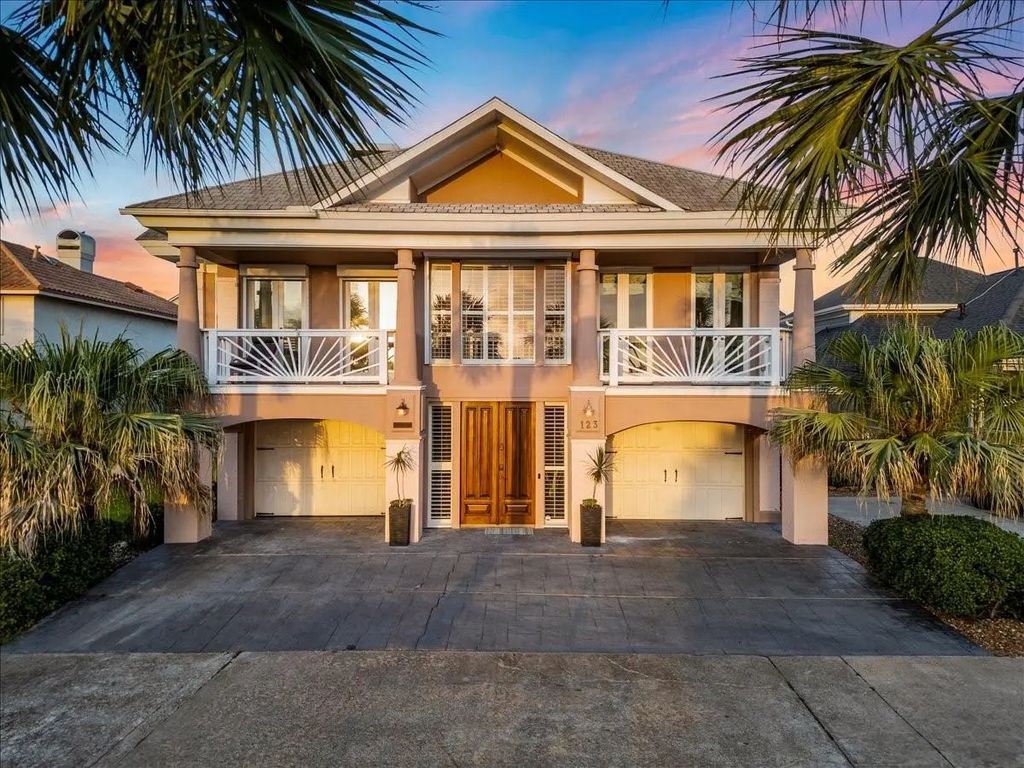 123 Port Street, San Leon