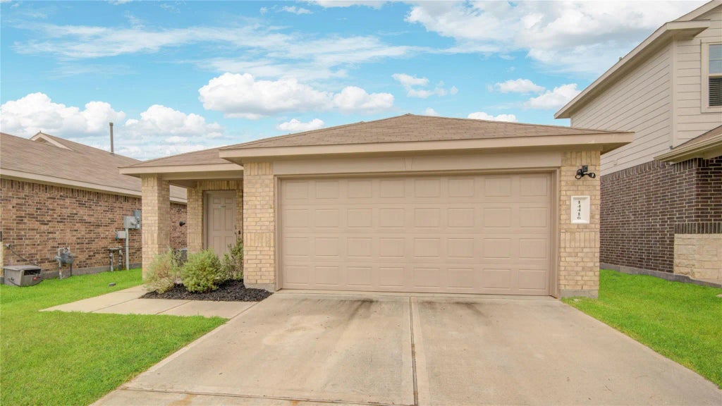 14416 Sugar Pines Drive, Conroe