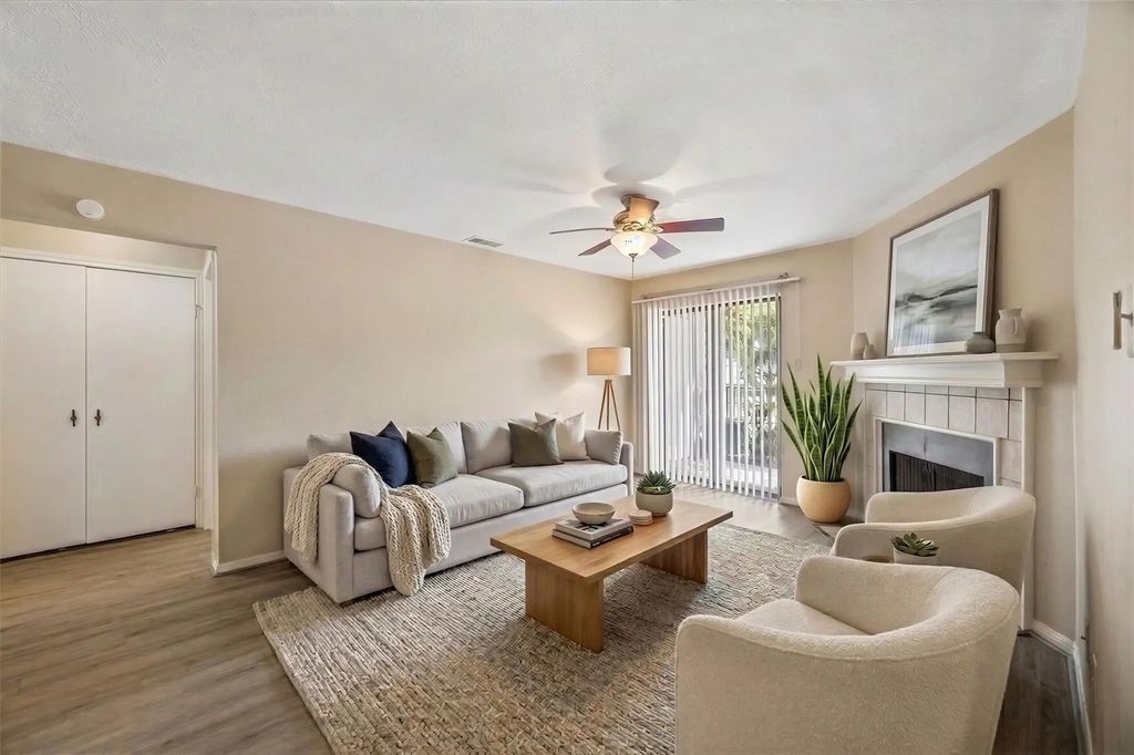 12755 Mill Ridge Drive 306, Cypress