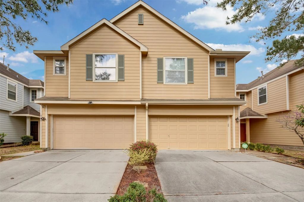 5723 Vinemont Lane, Houston