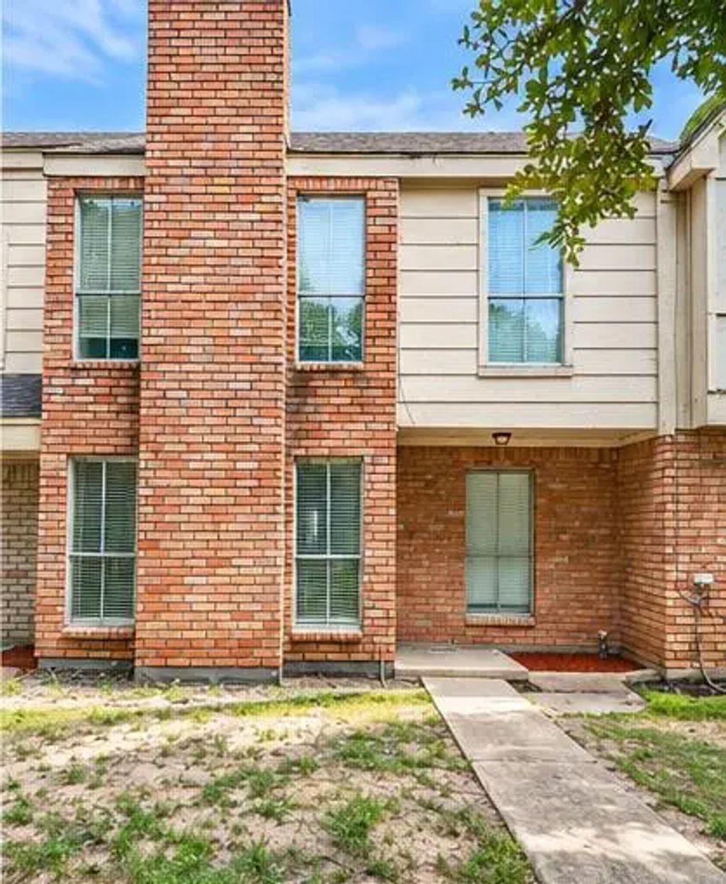 1548 East Avenue, Katy