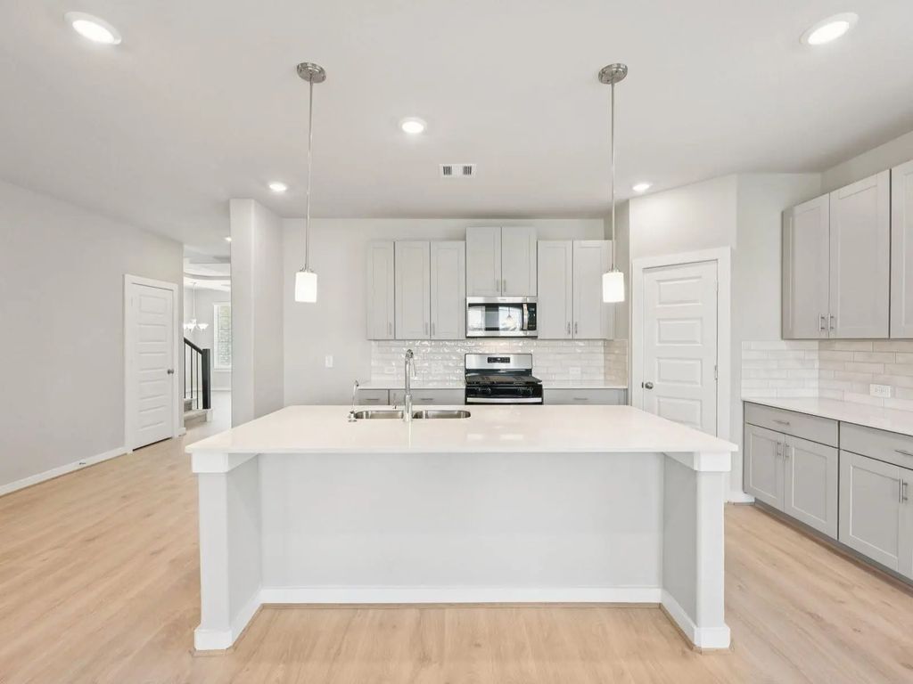 5244 Redbud Valley Drive, Pearland