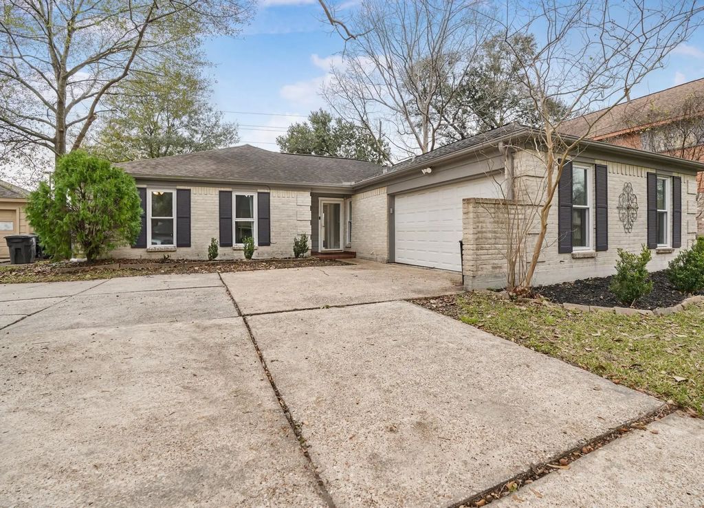 5710 Green Timbers Drive, Humble