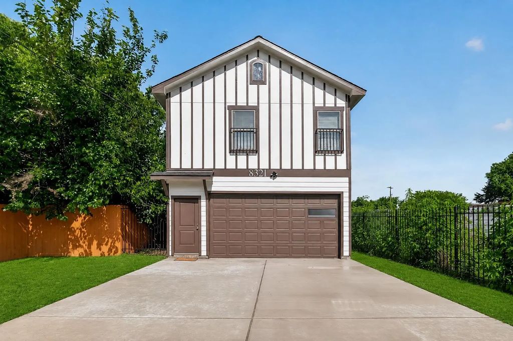 8321 Coma Street, Houston