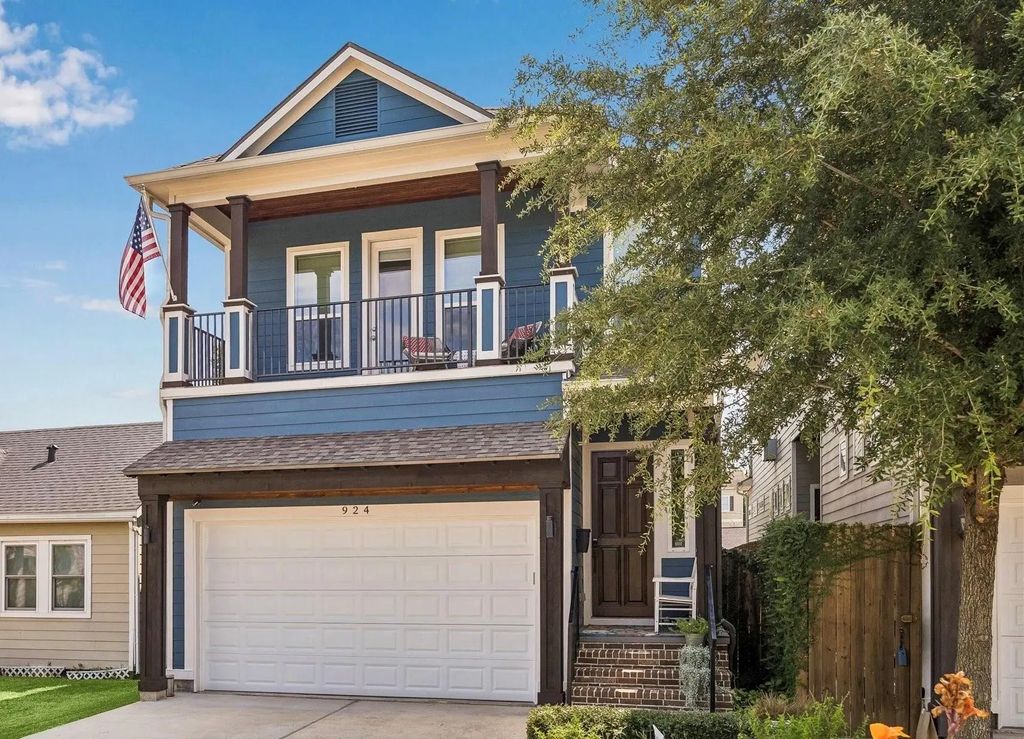 924 Alexander Street, Houston