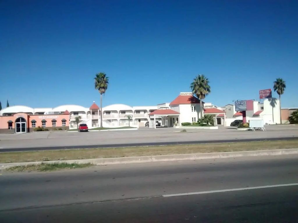 Km 13 Carr. Chihuahua-cuauhtemoc  El Fresno, 