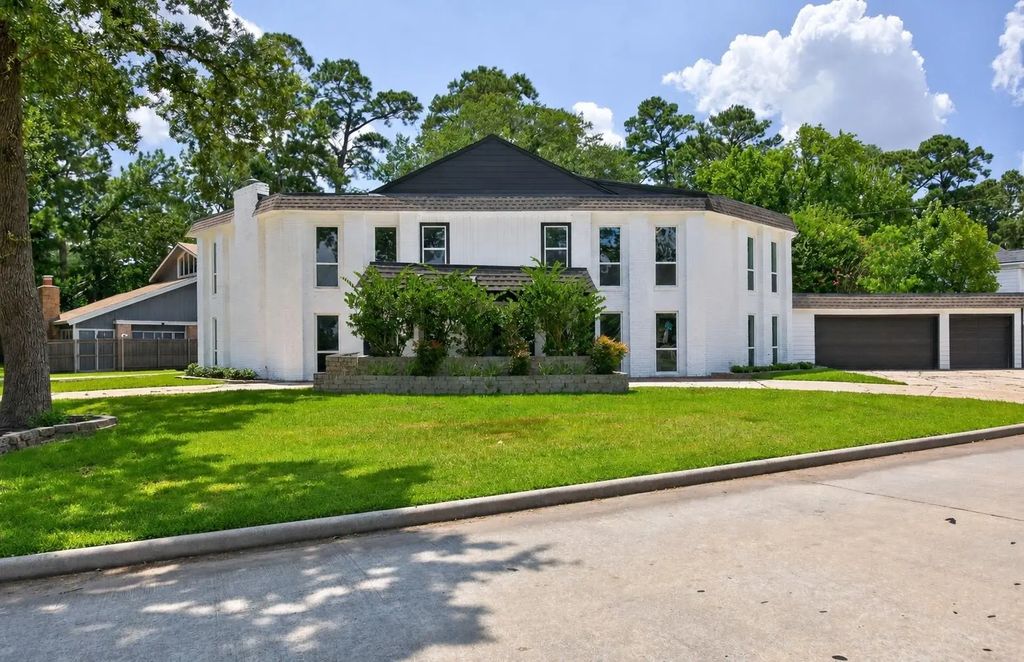 8002 Lichen Lane, Spring