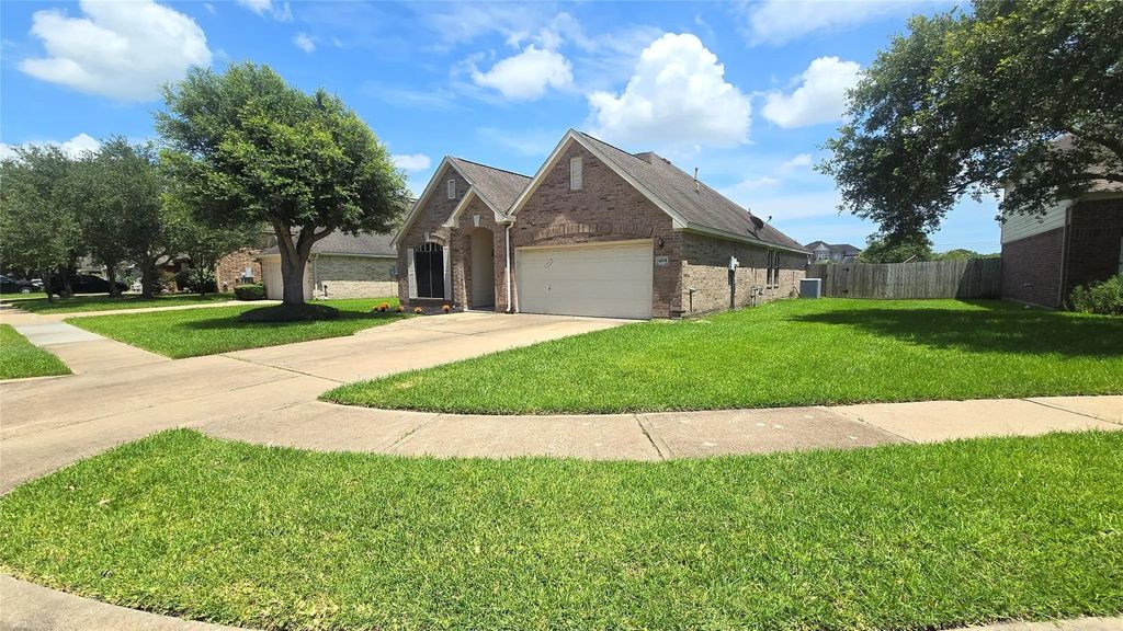 4109 Oak Point Drive, Pearland
