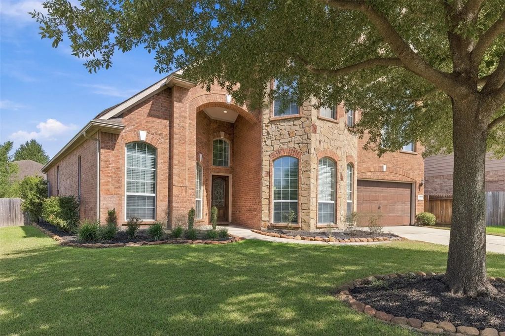 21615 Hansom Drive, Porter