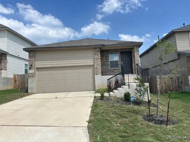 6710 Greensleeves, San Antonio