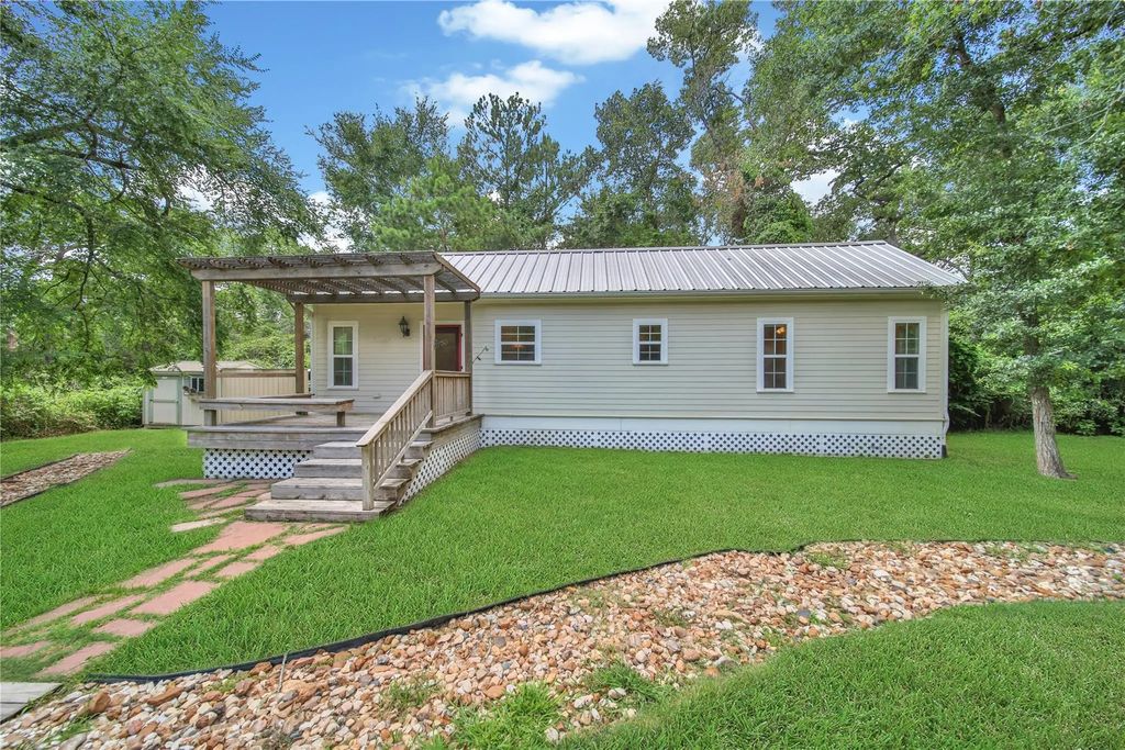 4070 Hwy 105 E, Navasota