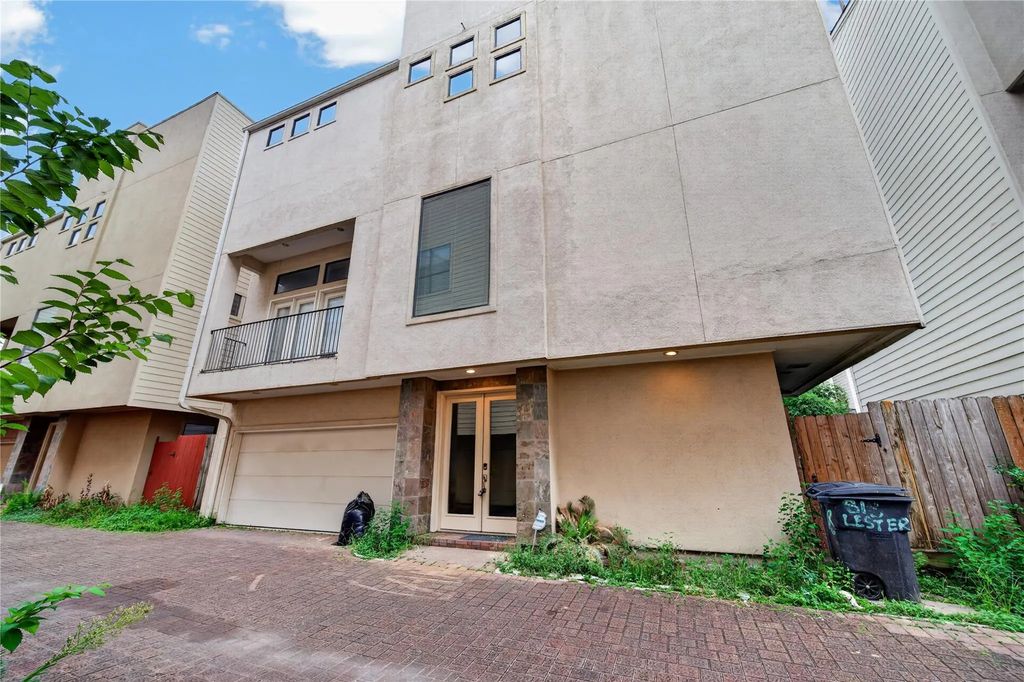 818 Lester Street, Houston