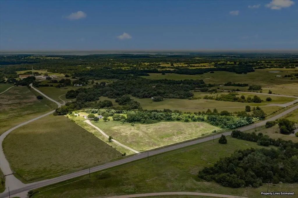 4228 Fm 390 Road W, Burton