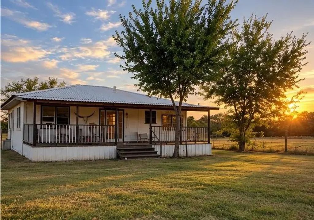 875 Shupak Road, Bellville