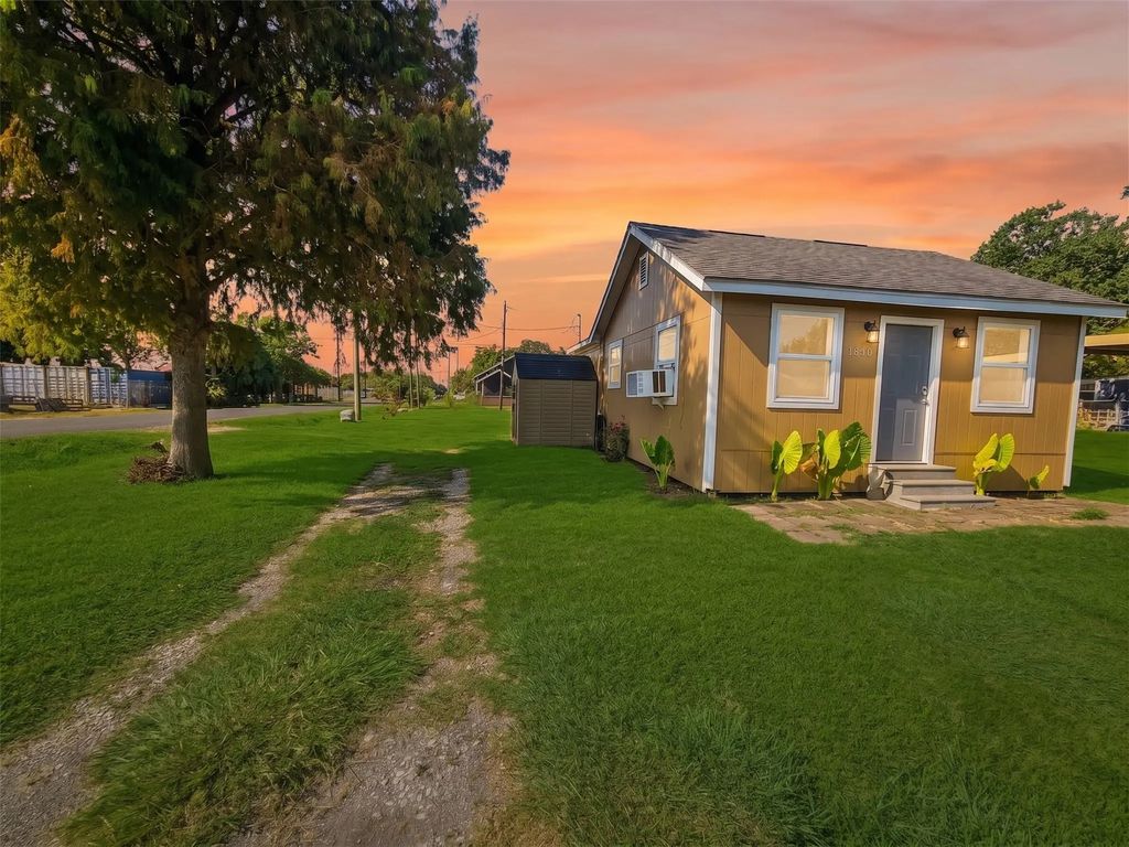 3440 Texas Avenue, Texas City