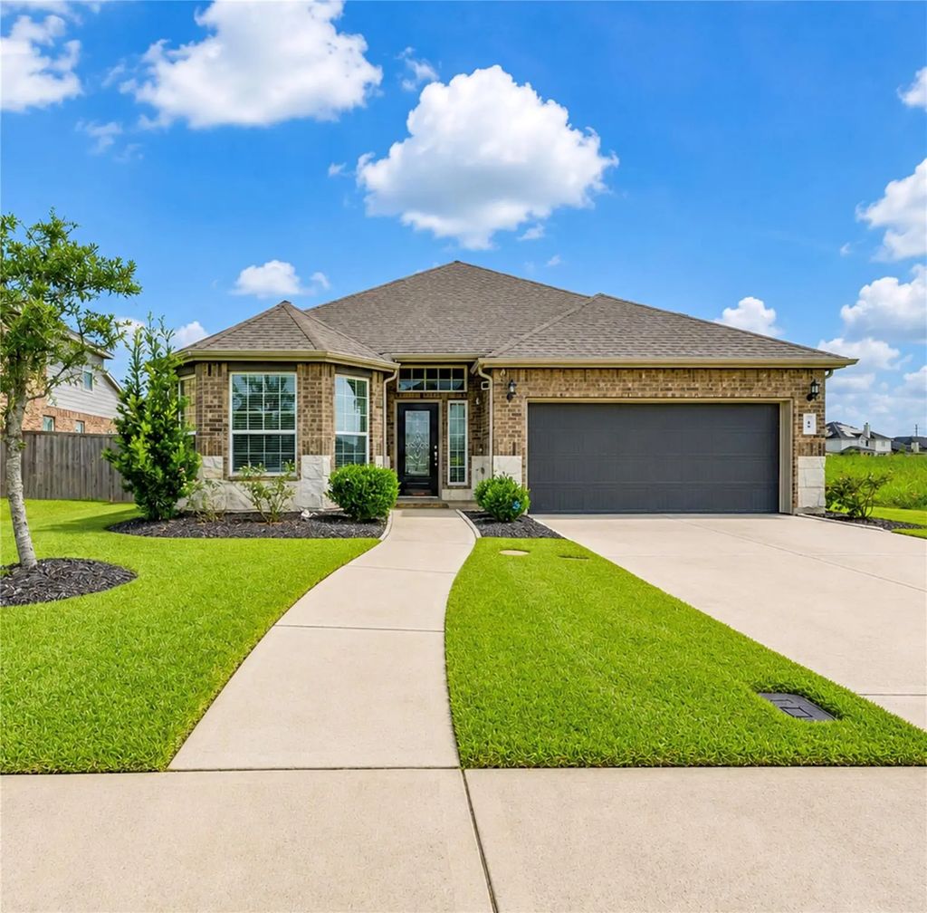 34 Indian Wells Drive, Manvel