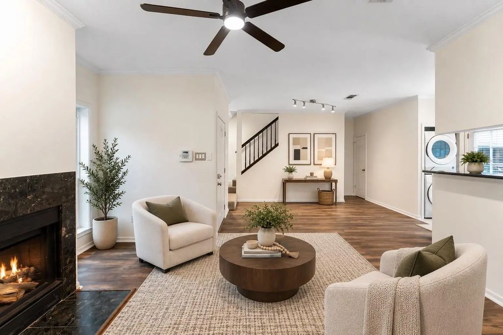 2218 Hopkins Street 2218, Houston