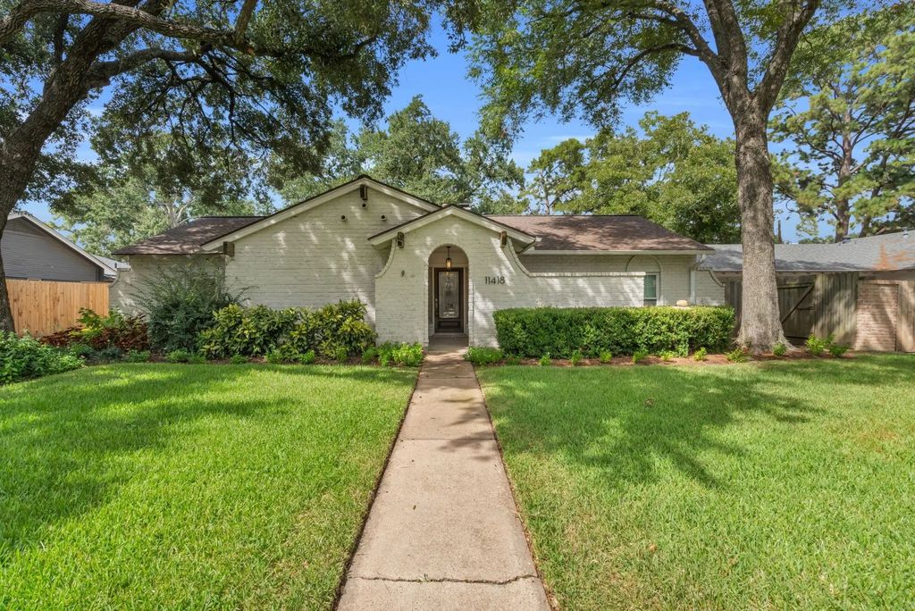 11418 Valley Stream Drive, Houston