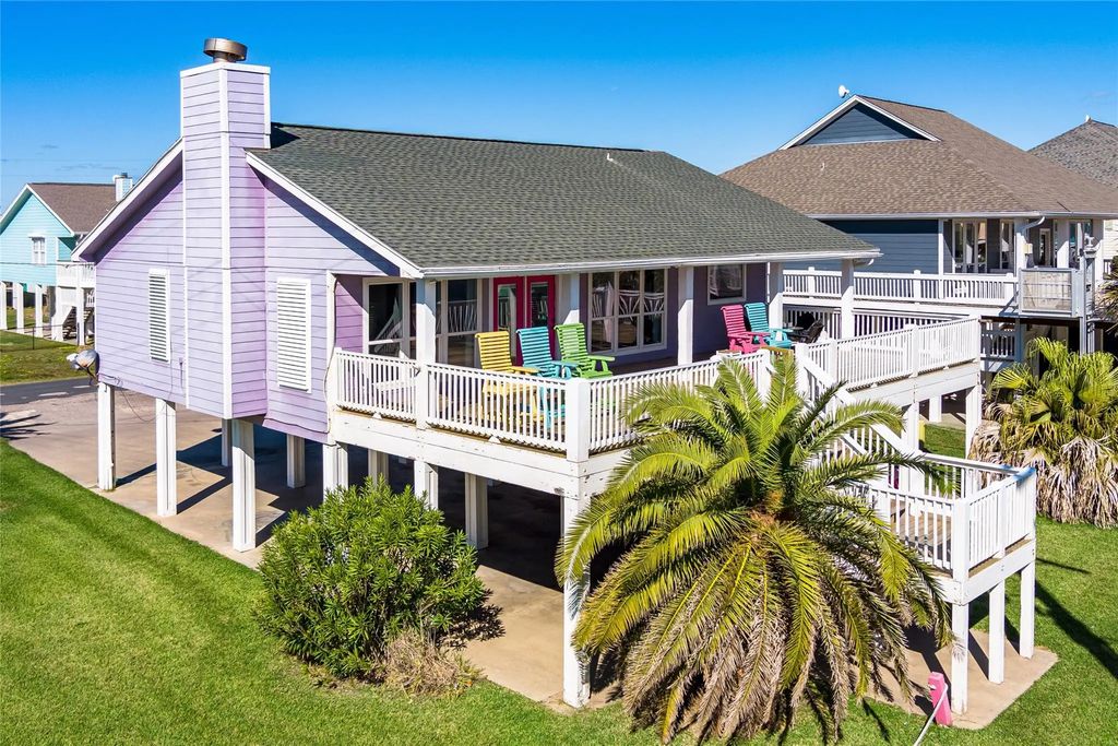 2300 Martinique, Crystal Beach