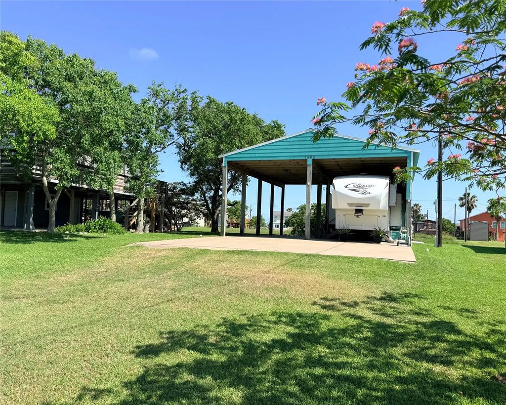 Lot 49 Blk 6 Sec 3 County Road 201, Sargent