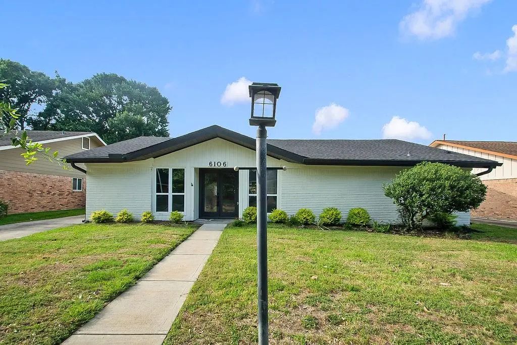 6106 Rutherglenn Drive, Houston