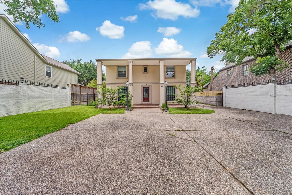 7312 Main Street, Houston