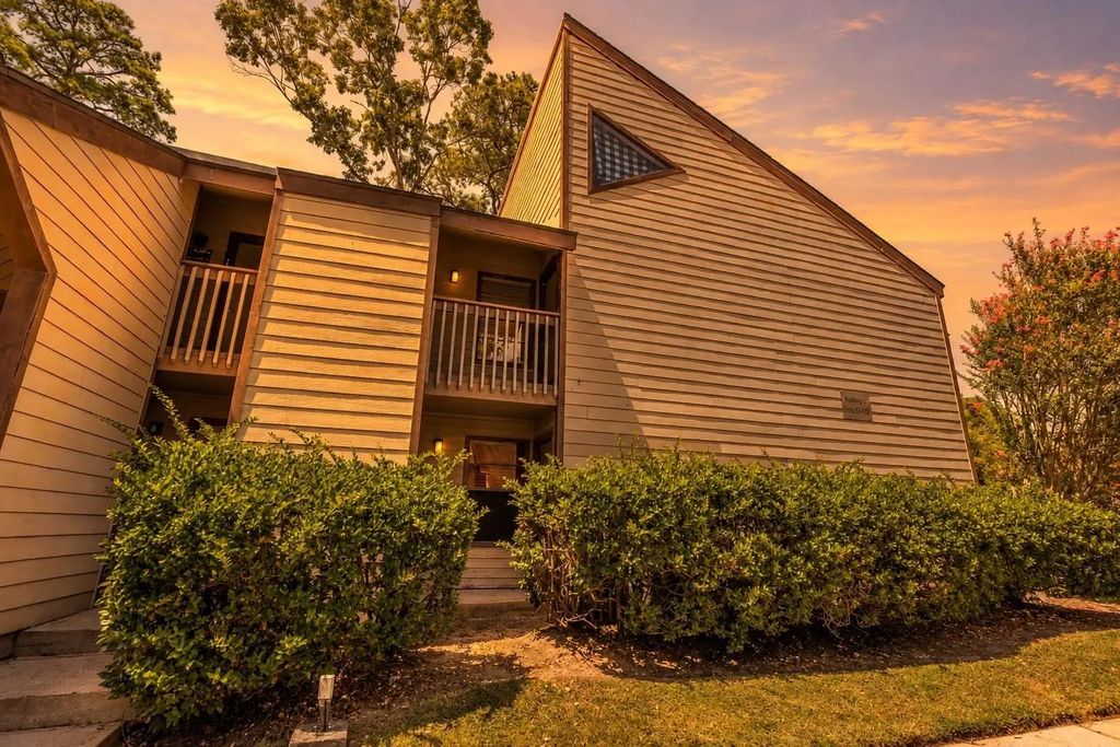 12900 Walden Road 703g, Montgomery