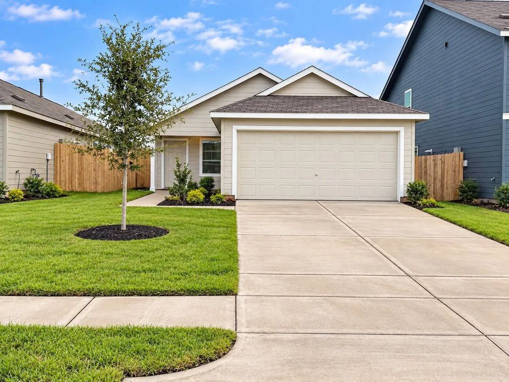 1312 Charlotte Way, Wharton