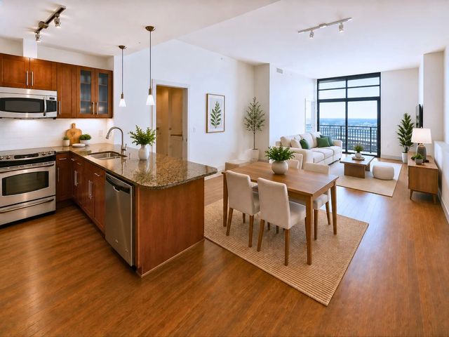 1400 Mckinney Street 1611, Houston