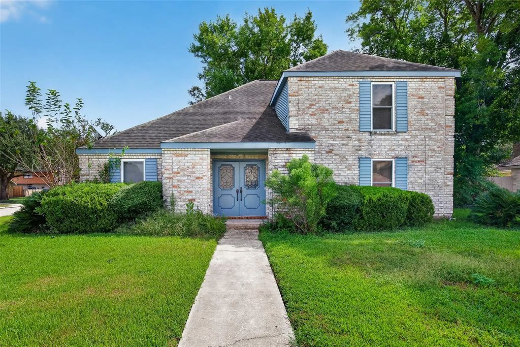 2303 La Quinta Drive, Missouri City