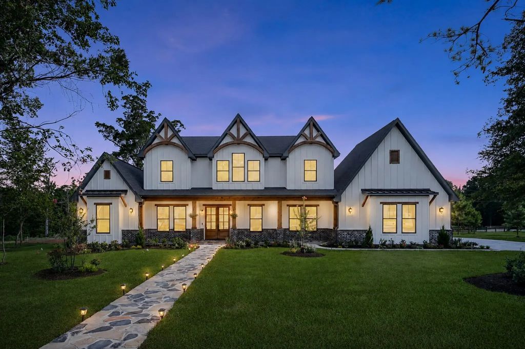 24816 Two Rivers Road, Montgomery