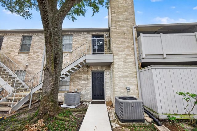 10725 Braes Bend Drive, Houston