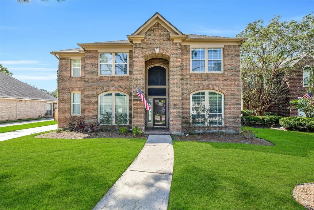 406 Ashberry Court, League City