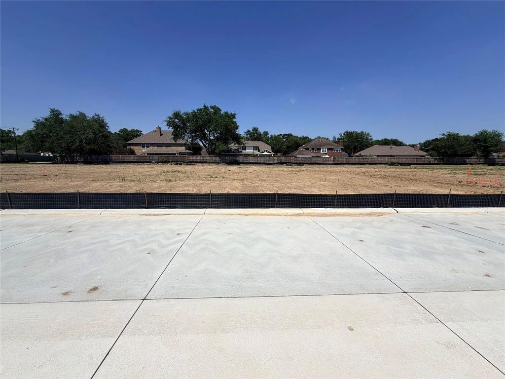 1203 Oaklen Court, Friendswood