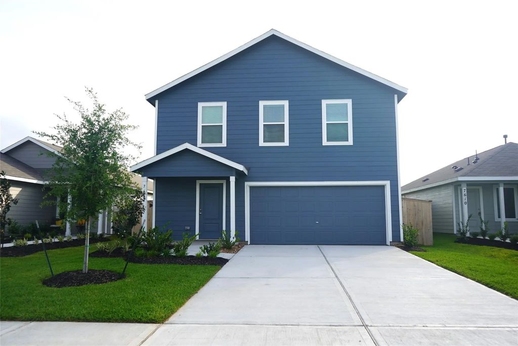 7614 Barcelona Springs, Richmond