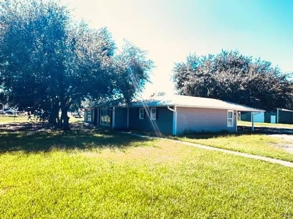 440 N Timberlane Street, Vidor