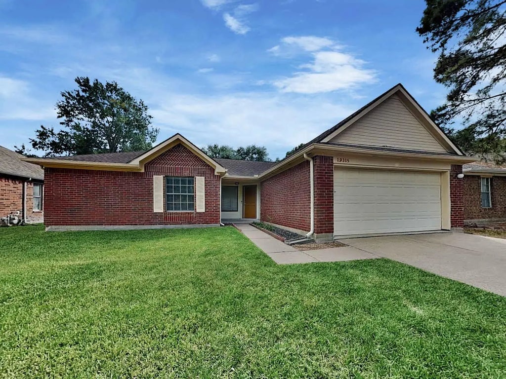 19315 Bristlestar Drive, Katy
